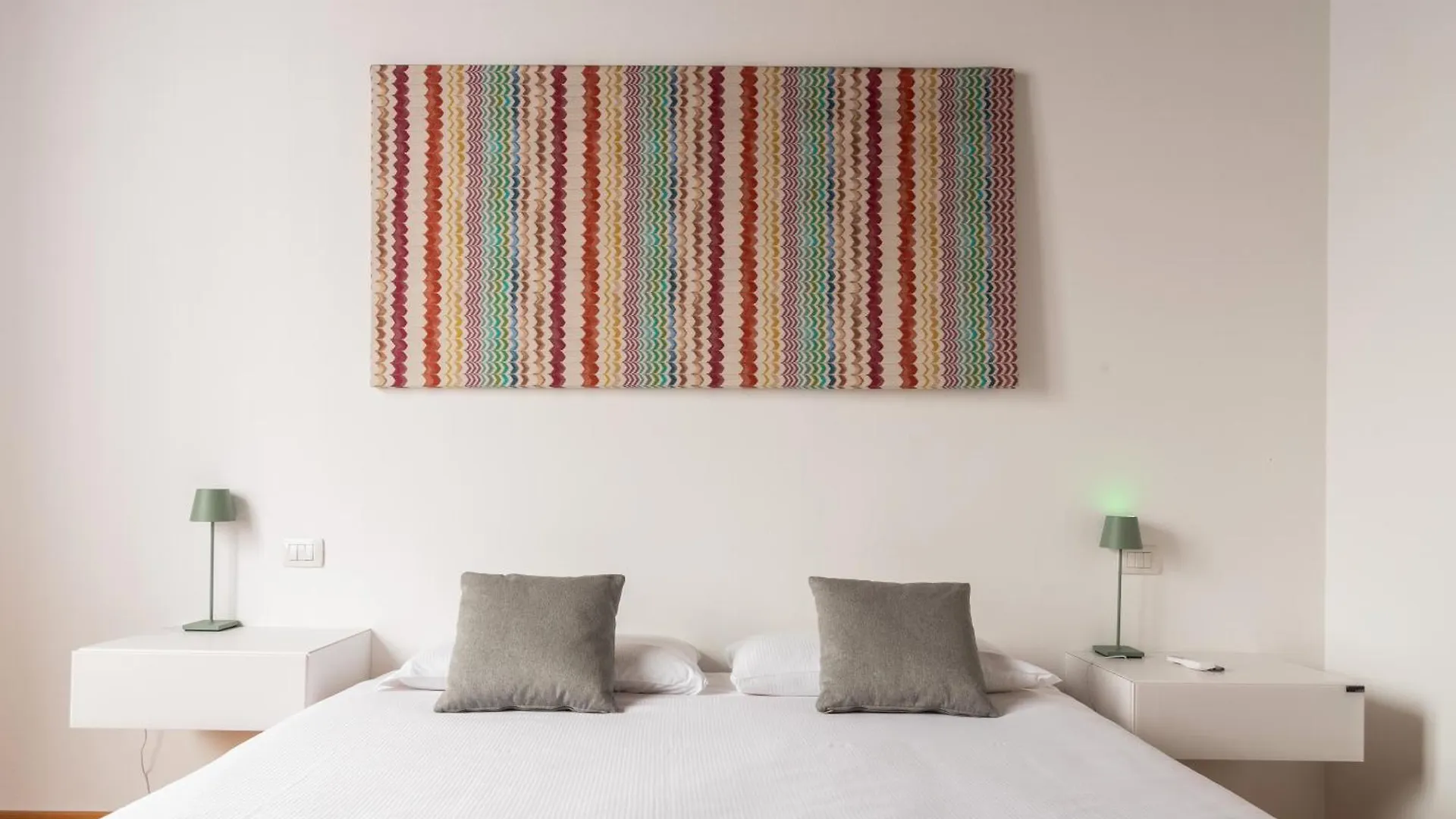 Apartment Appartamento Design Arco Della Pace Milan Italy